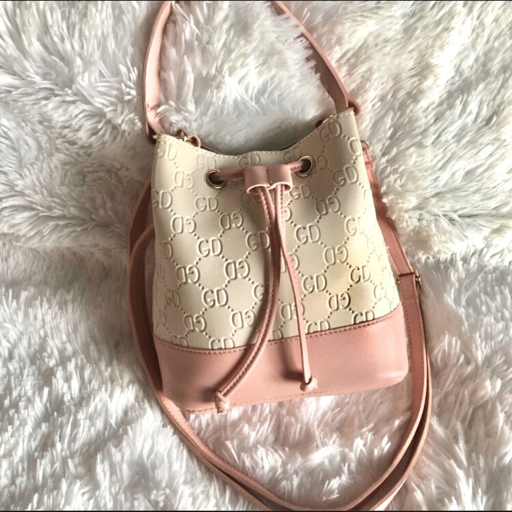 Crossbody Bag. NEW. 😍😍